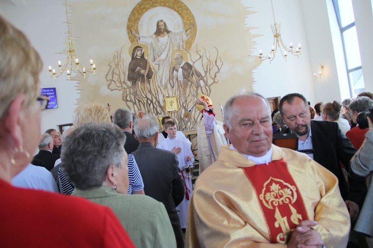 Poświęcenie kaplicy cmentarnej w Radomyślu