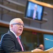 Timmermans przyjechał do Warszawy