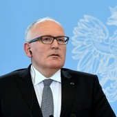 Timmermans: Konflikt wokół TK wewnętrznym problemem Polski