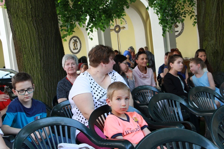 Przegląd w Okulicach