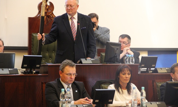 Sejmik włącza się w święto rodziny