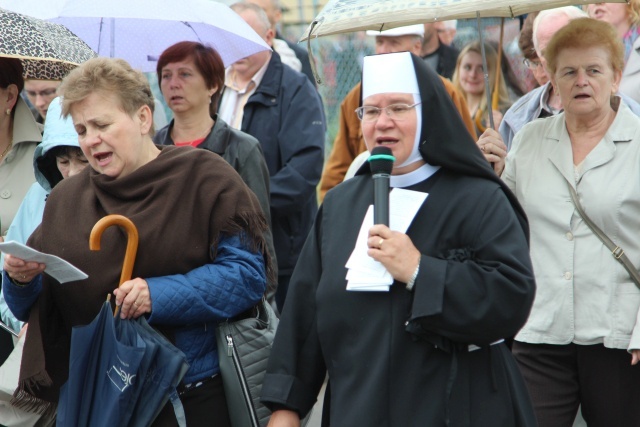 Procesja Bożego Ciała w parafii św. Elżbiety w Cieszynie