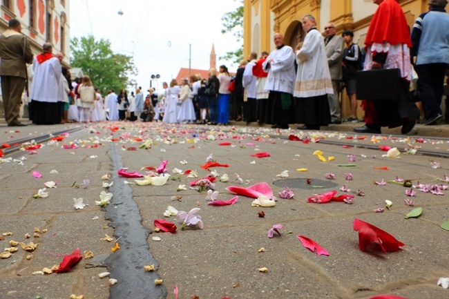 Centralna procesja Bożego Ciała we Wrocławiu