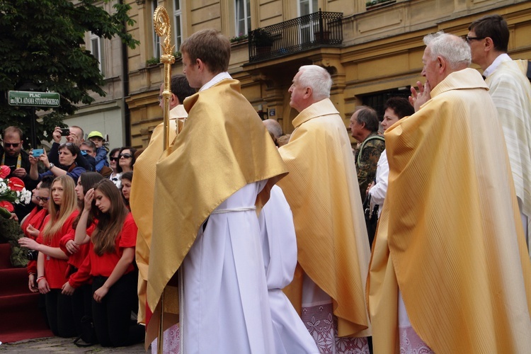 Boże Ciało 2016 - procesja z Wawelu na Rynek Główny 