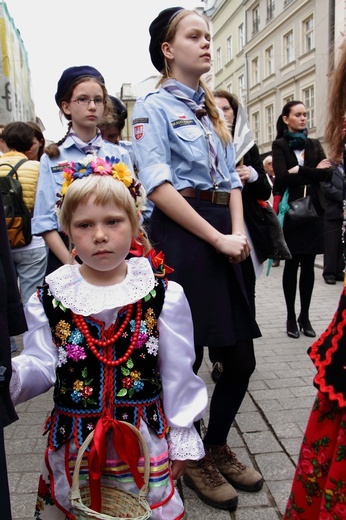 Boże Ciało 2016 - procesja z Wawelu na Rynek Główny 