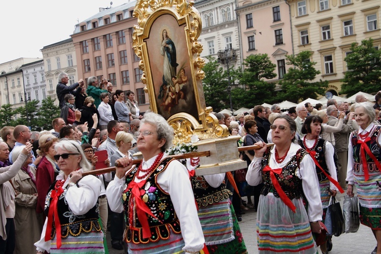 Boże Ciało 2016 - procesja z Wawelu na Rynek Główny 