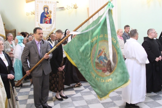 Procesja Bożego Ciała w parafii św. Marii Magdaleny w Cieszynie