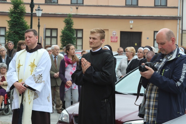 Procesja Bożego Ciała w parafii św. Marii Magdaleny w Cieszynie