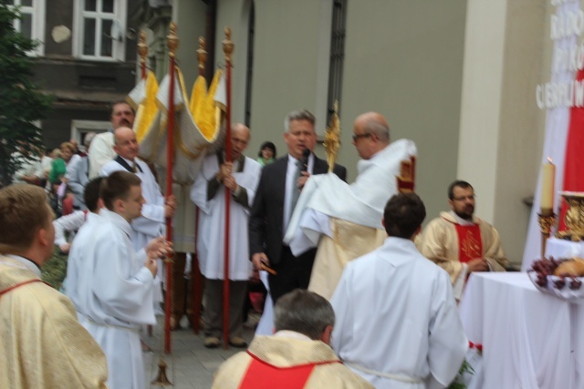 Procesja Bożego Ciała w parafii św. Marii Magdaleny w Cieszynie