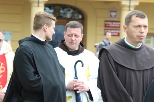 Procesja Bożego Ciała w parafii św. Marii Magdaleny w Cieszynie