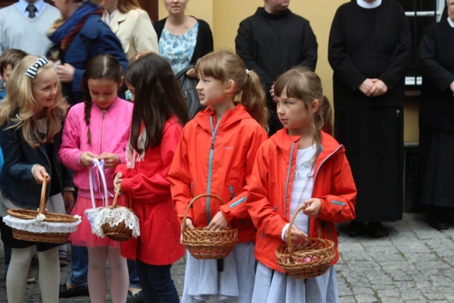 Procesja Bożego Ciała w parafii św. Marii Magdaleny w Cieszynie