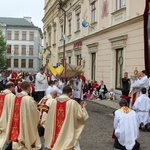 Procesja Bożego Ciała w parafii św. Marii Magdaleny w Cieszynie