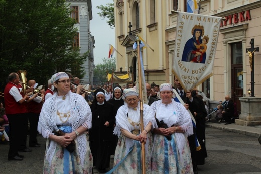Procesja Bożego Ciała w parafii św. Marii Magdaleny w Cieszynie