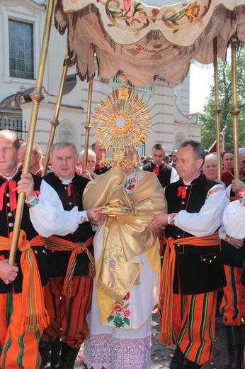 Boże Ciało w Łowiczu - Procesja