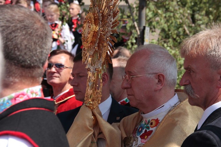 Boże Ciało w Łowiczu - Procesja