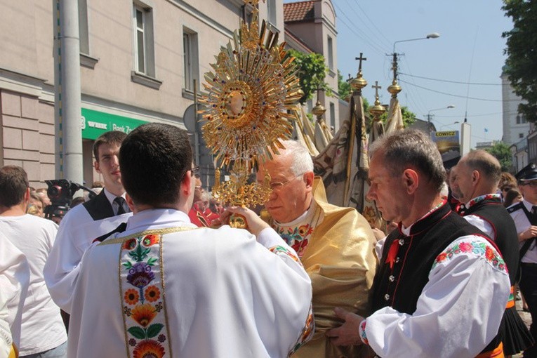 Boże Ciało w Łowiczu - Procesja