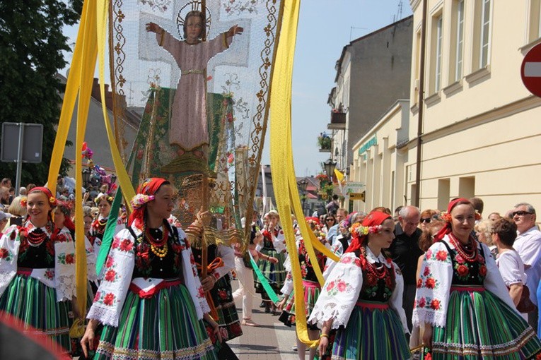 Boże Ciało w Łowiczu - Procesja