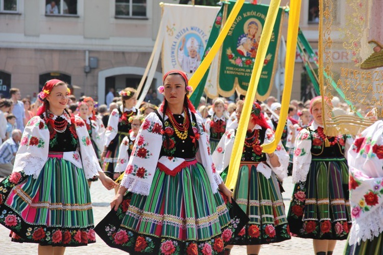 Boże Ciało w Łowiczu - Procesja