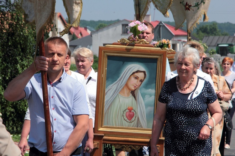 Procesja Bożego Ciała w Oporowie