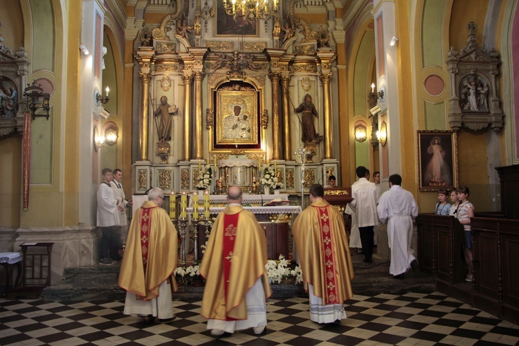 Procesja Bożego Ciała w Oporowie