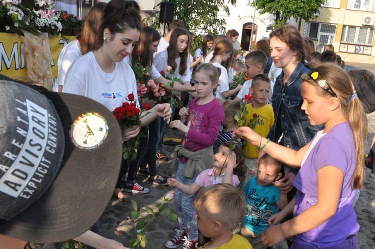 Zakliczyn, Diecezjalne Uwielbienie cz. I