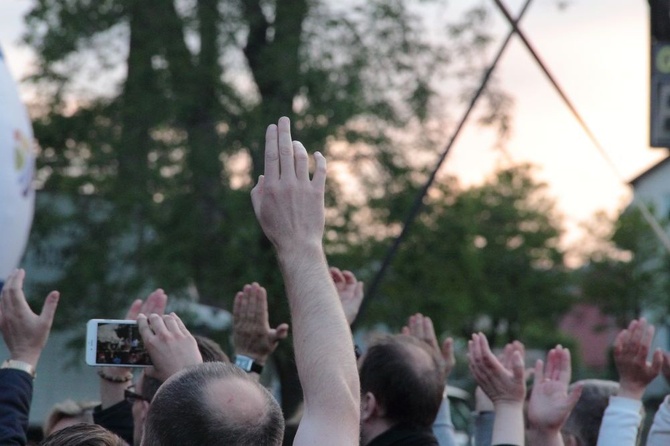 Koncert ewangelizacyjny "Bogu chwała" w Rumi