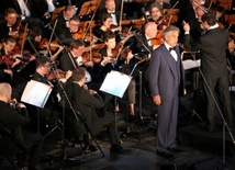 Andrea Bocelli zaśpiewał dla rodzin