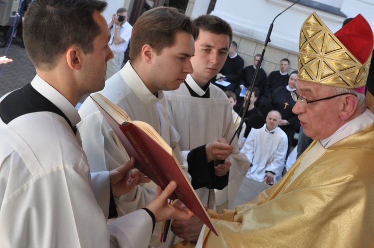 Święcenia kapłańskie u redemptorystów w Tuchowie