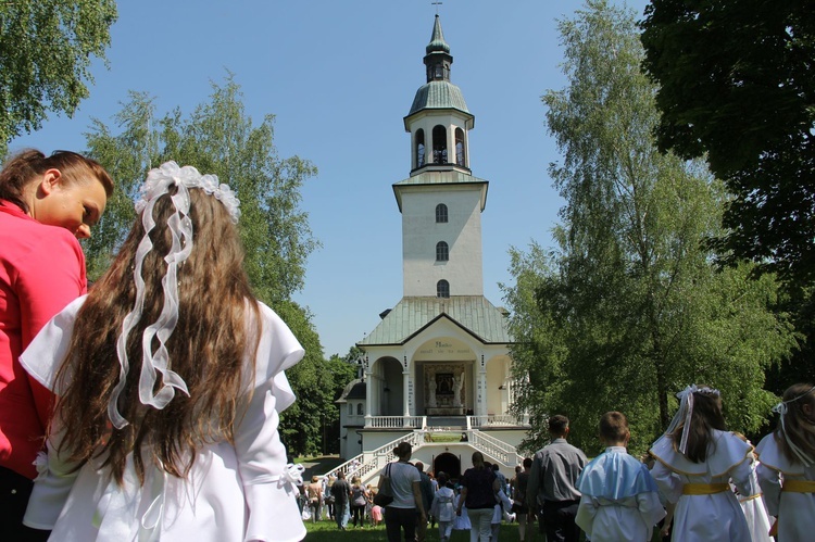 Pielgrzymka dzieci pierwszokomunijnych