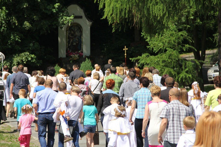 Pielgrzymka dzieci pierwszokomunijnych