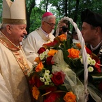 Pielgrzymka mężczyzn do MB Piekarskiej - cz. 2