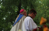 Nabożeństwo majowe na pielgrzymce w Piekarach Śląskich