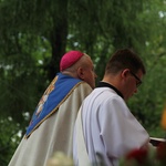 Nabożeństwo majowe na pielgrzymce w Piekarach Śląskich