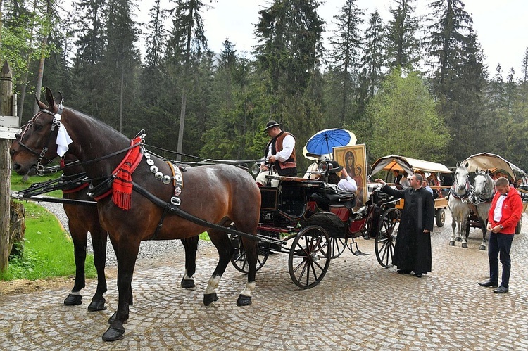 Z widokiem na góry