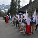 Z widokiem na góry