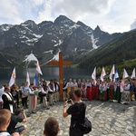 Z widokiem na góry