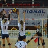 Siatkarski sparing w Ostrowcu 