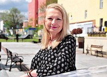 ▲	Irena Beata Michałkiewicz,  dyrektor imprezy.