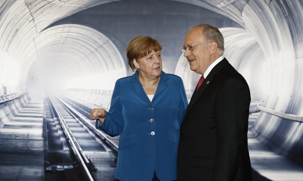 Szwajcaria: Otwarcie najdłuższego tunelu świata