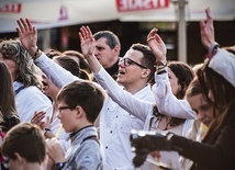 Występy przyciągnęły na tarnogórski rynek tłumy mieszkańców.