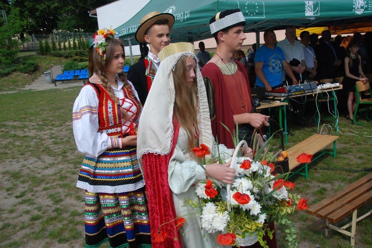 Konkurs pieśni i piosenki patriotycznej 