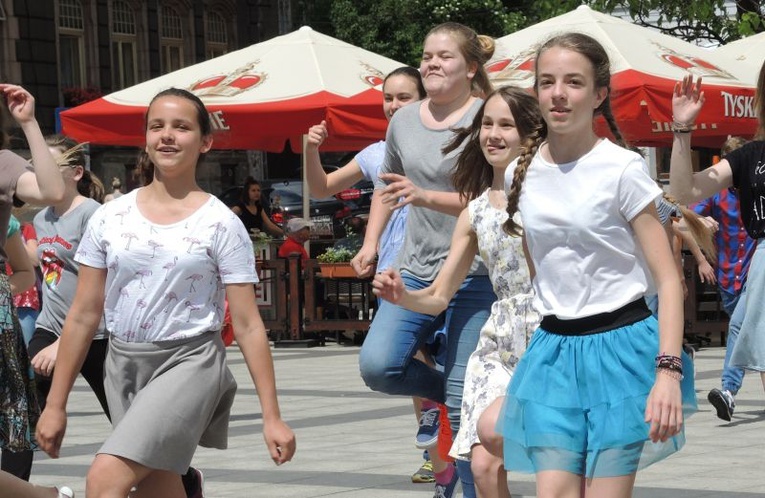 Flash mob na Dzień Dziecka w Bielsku-Białej