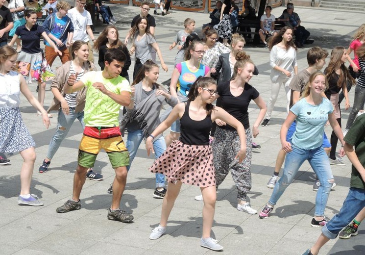 Flash mob na Dzień Dziecka w Bielsku-Białej