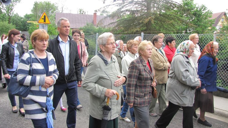 Peregrynacja symboli ŚDM w Czarnym Dunajcu - cz.1