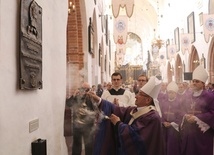 Msza św. 30 dni po śmierci abp. Tadeusza