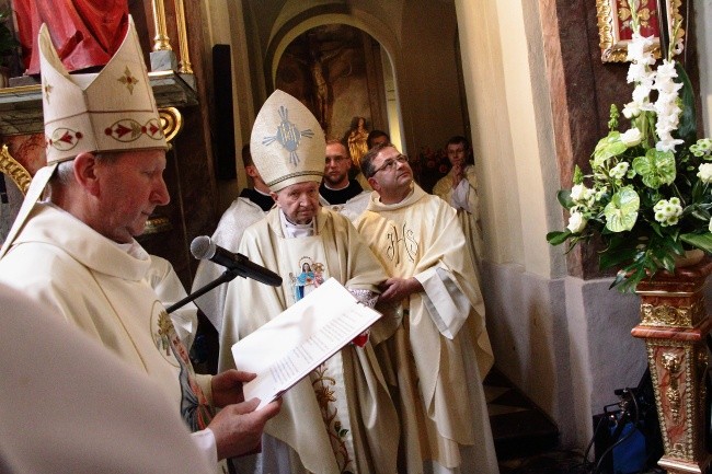 Koronacja obrazu Świętej Rodziny "Salus Infirmorum" u bonifratrów