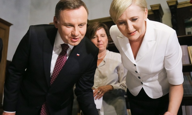 Prezydent: To nie były w pełni wolne wybory