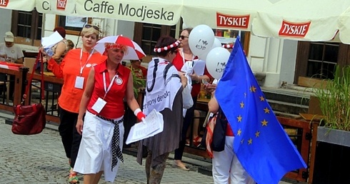 KOD: Więcej demokracji w demokracji!