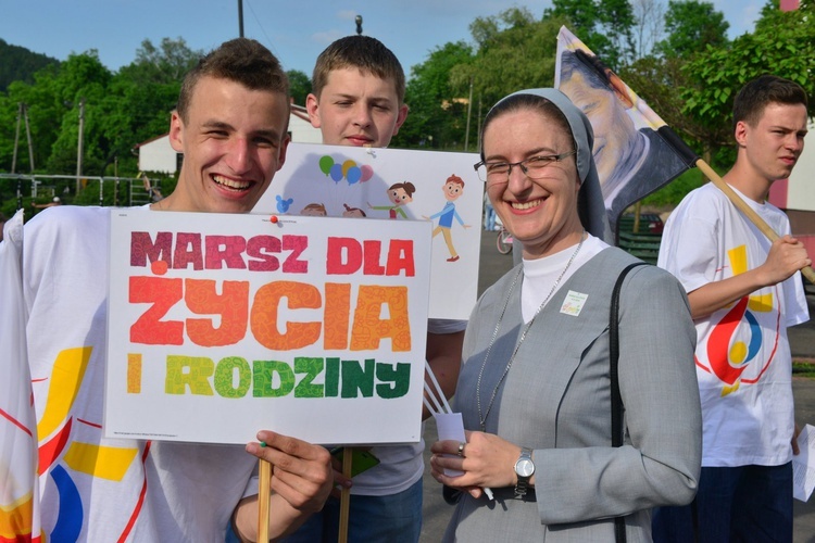 Marsz dla życia i rodziny w Nowej Rudzie