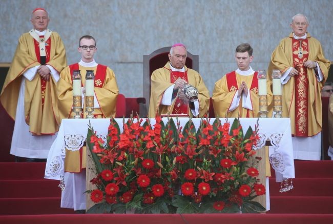 Prymas Grecji abp Sevastianos Rossolatos uczestniczył w obchodach Święta Dziękczynienia.